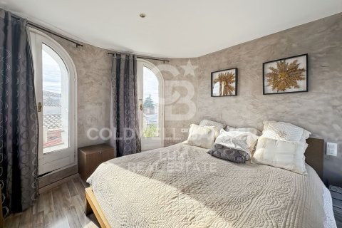 Villa for sale in Empuriabrava, Girona, Spain 4 bedrooms, 288 sq.m. No. 159634 - photo 9