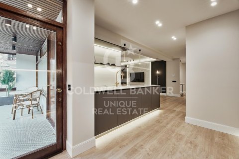 Apartamento en venta en Madrid, España 3 dormitorios, 128 m2 No. 158284 - foto 13