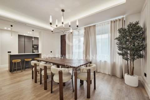 Apartamento en venta en Madrid, España 3 dormitorios, 128 m2 No. 158284 - foto 10