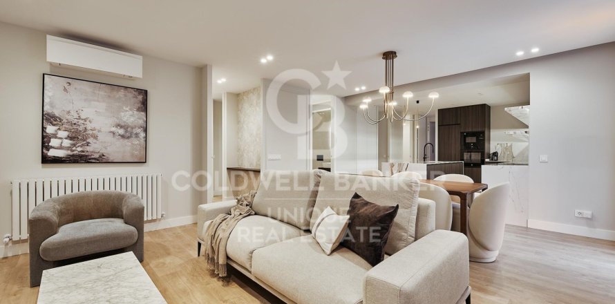 Apartamento en Madrid, España 3 dormitorios, 152 m2 No. 158282