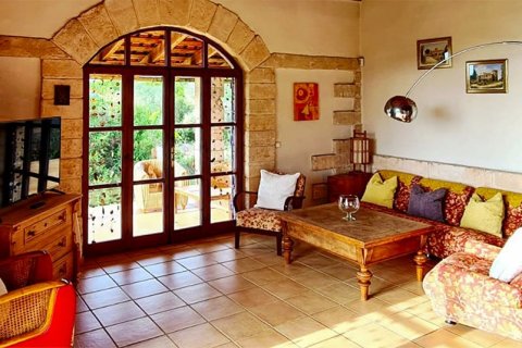 Villa for sale in Sa Coma, Mallorca, Spain 4 bedrooms, 335 sq.m. No. 148181 - photo 5