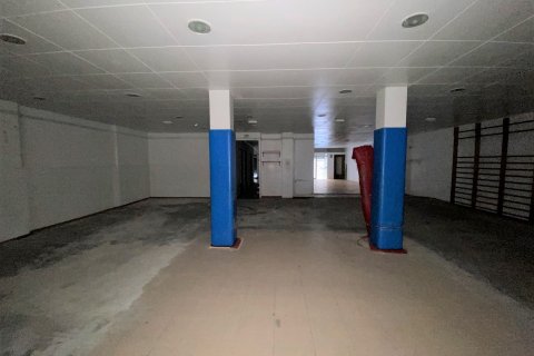 Продажа коммерческой недвижимости в Л'Оспиталет-де-Льобрегат, Барселона, Испания 190м2 №191256 - фото 4