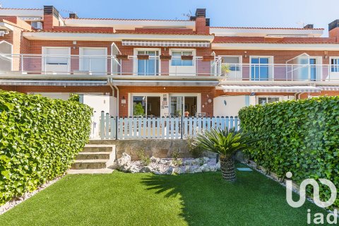 Kaupunkipientalo myytävänä Altafulla, Tarragona, Espanja, 4 makuuhuonetta, 249 m2 No. 153577 - kuva 11