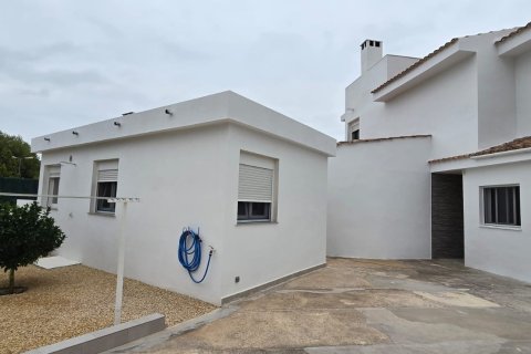 Villa zum Verkauf in La Nucia, Alicante, Spanien 4 Schlafzimmer, 160 m2 Nr. 196709 - Foto 23