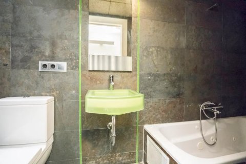 Продажа квартиры в Аликанте, Испания 3 спальни, 130м2 №180511 - фото 15