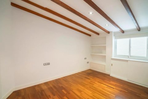 Продажа квартиры в Аликанте, Испания 3 спальни, 130м2 №180511 - фото 10