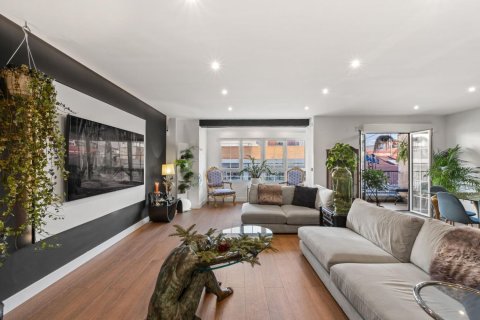 Продажа квартиры в Аликанте, Испания 3 спальни, 155м2 №180513 - фото 4