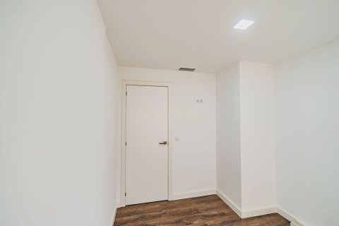 Продажа квартиры в Аликанте, Испания 2 спальни, 75м2 №180515 - фото 6