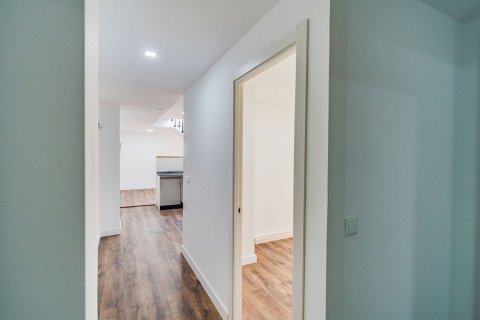 Продажа квартиры в Аликанте, Испания 2 спальни, 75м2 №180515 - фото 13