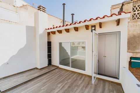 Продажа квартиры в Аликанте, Испания 2 спальни, 75м2 №180515 - фото 17