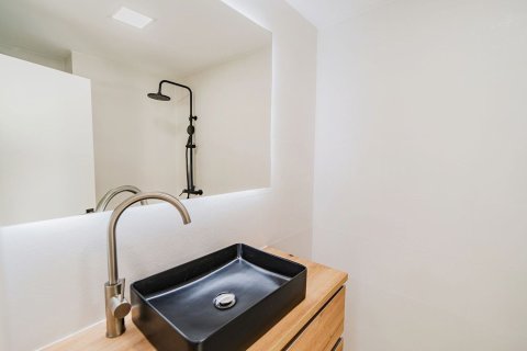 Продажа квартиры в Аликанте, Испания 2 спальни, 75м2 №180515 - фото 16