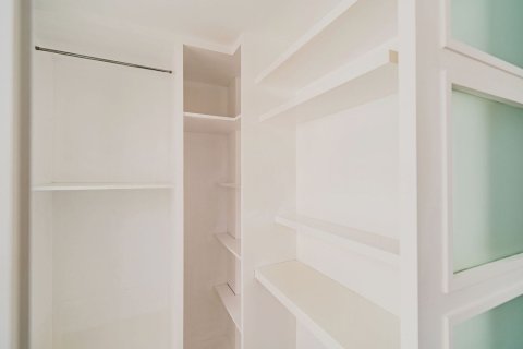 Продажа квартиры в Аликанте, Испания 2 спальни, 75м2 №180515 - фото 7