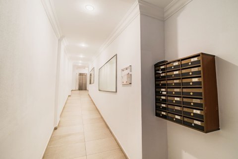 Продажа квартиры в Аликанте, Испания 2 спальни, 75м2 №180515 - фото 10