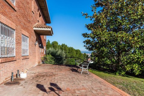Villa à vendre Cerdanyola Del Valles, Barcelona, Espagne, 7 chambres, 806 m2 No. 133373 - photo 8