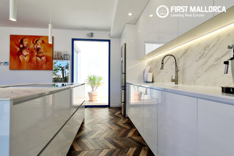 Villa for rent in Palma de Majorca, Mallorca, Spain 5 bedrooms, 400 sq.m. No. 168663 - photo 8