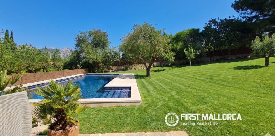 Finca in Bunyola, Mallorca, Spain 4 bedrooms, 140 sq.m. No. 168666
