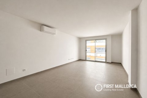 Apartamento en alquiler en Palma de Mallorca, Mallorca, España 2 dormitorios, 97 m2 No. 168667 - foto 2