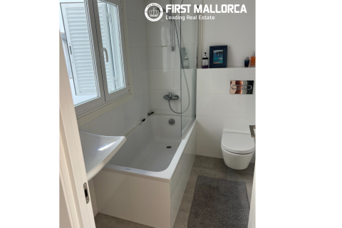 Penthouse for rent in Palma de Majorca, Mallorca, Spain 2 bedrooms, 70 sq.m. No. 168664 - photo 16