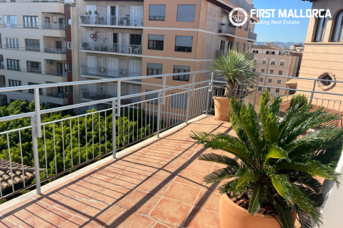 Penthouse for rent in Palma de Majorca, Mallorca, Spain 2 bedrooms, 70 sq.m. No. 168664 - photo 6