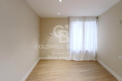 Toimisto myytävänä Barcelona, Espanja , 67 m2 No. 156664 - kuva 10