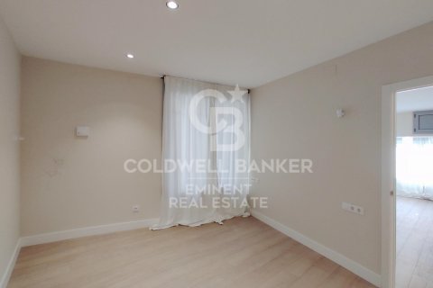 Toimisto myytävänä Barcelona, Espanja , 67 m2 No. 156664 - kuva 9