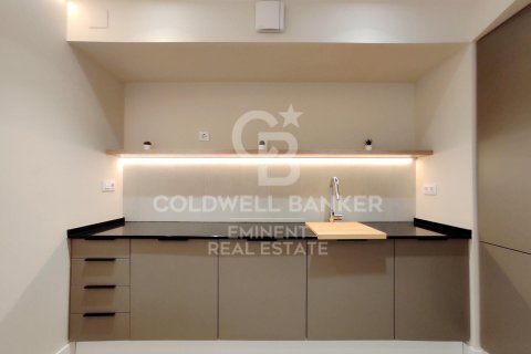 Toimisto myytävänä Barcelona, Espanja , 67 m2 No. 156664 - kuva 5