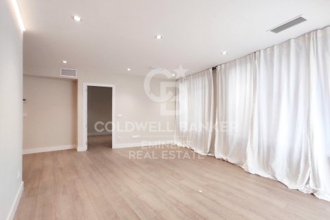 Office for sale in Barcelona, Spain 67 sq.m. No. 156664 - photo 13