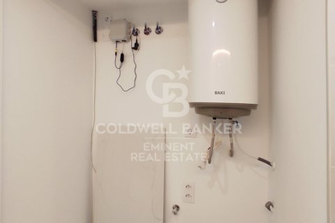 Toimisto myytävänä Barcelona, Espanja , 67 m2 No. 156664 - kuva 11