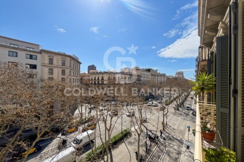 Huoneisto Barcelona, Espanja 4 makuuhuonetta, 116 m2 No. 156663