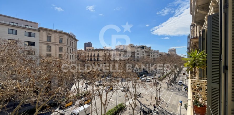 Huoneisto Barcelona, Espanja 4 makuuhuonetta, 116 m2 No. 156663