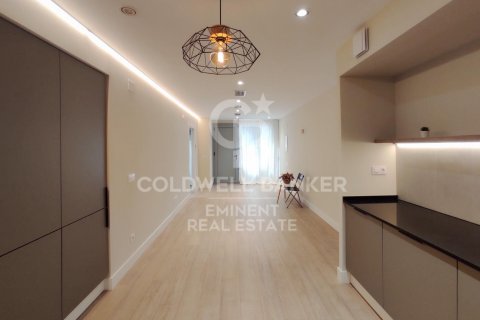 Toimisto myytävänä Barcelona, Espanja , 60 m2 No. 156666 - kuva 7