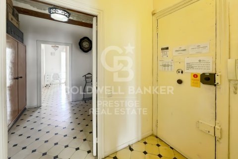 Kattohuoneisto myytävänä Barcelona, Espanja, 5 makuuhuonetta, 120 m2 No. 156665 - kuva 15