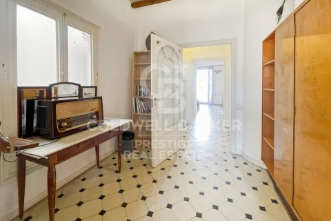 Kattohuoneisto myytävänä Barcelona, Espanja, 5 makuuhuonetta, 120 m2 No. 156665 - kuva 14