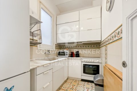 Kattohuoneisto myytävänä Barcelona, Espanja, 5 makuuhuonetta, 120 m2 No. 156665 - kuva 11