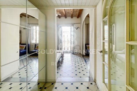 Kattohuoneisto myytävänä Barcelona, Espanja, 5 makuuhuonetta, 120 m2 No. 156665 - kuva 17