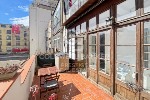 Kattohuoneisto myytävänä Barcelona, Espanja, 5 makuuhuonetta, 120 m2 No. 156665 - kuva 2