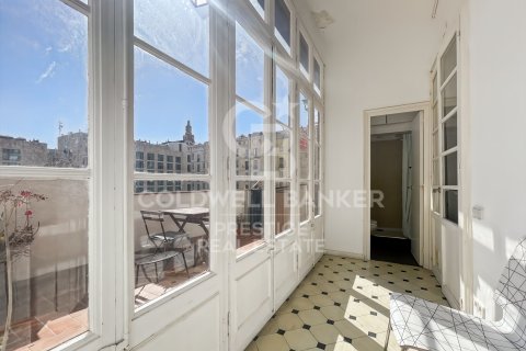 Kattohuoneisto myytävänä Barcelona, Espanja, 5 makuuhuonetta, 120 m2 No. 156665 - kuva 4
