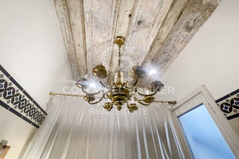 Kattohuoneisto myytävänä Barcelona, Espanja, 5 makuuhuonetta, 120 m2 No. 156665 - kuva 25