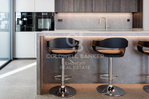 Talo myytävänä Barcelona, Espanja, 6 makuuhuonetta, 710 m2 No. 156667 - kuva 13