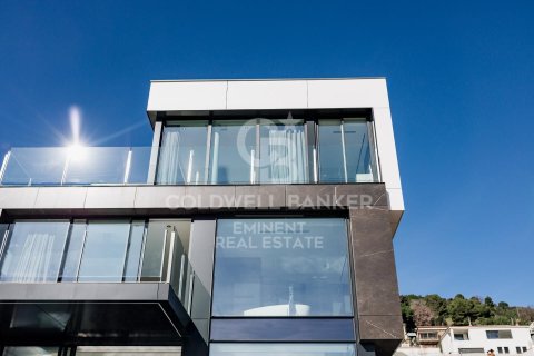 Talo myytävänä Barcelona, Espanja, 6 makuuhuonetta, 710 m2 No. 156667 - kuva 11