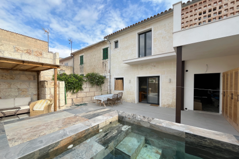 Townhouse for rent Santa Margalida, Mallorca, Spain 3 bedrooms, 125 sq.m. No. 139112 - photo 1