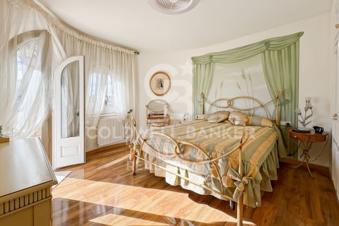 Продажа дома в Эмпуриабрава, Герона, Испания 4 спальни, 196м2 №157388 - фото 11