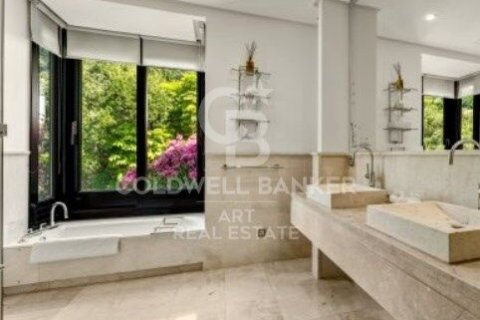 Villa for sale in Benahavis, Malaga, Spain 6 bedrooms, 983 sq.m. No. 157393 - photo 13