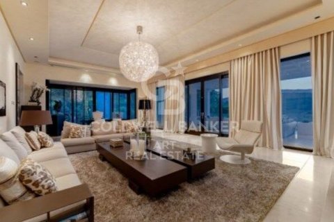 Villa for sale in Benahavis, Malaga, Spain 6 bedrooms, 983 sq.m. No. 157393 - photo 5