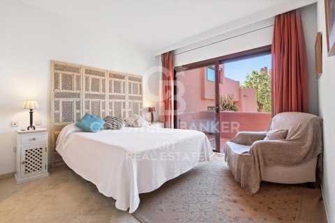 Kattohuoneisto myytävänä Estepona, Malaga, Espanja, 3 makuuhuonetta, 288 m2 No. 157389 - kuva 15