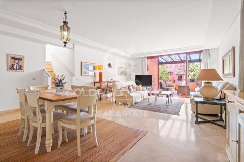 Kattohuoneisto myytävänä Estepona, Malaga, Espanja, 3 makuuhuonetta, 288 m2 No. 157389 - kuva 10