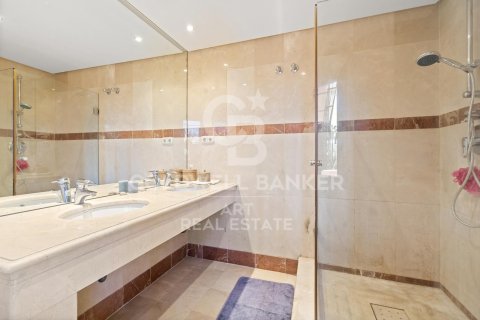 Kattohuoneisto myytävänä Estepona, Malaga, Espanja, 3 makuuhuonetta, 288 m2 No. 157389 - kuva 16