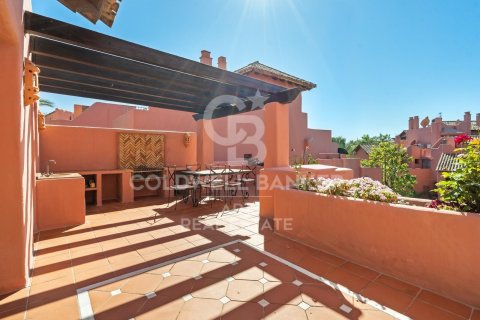 Kattohuoneisto myytävänä Estepona, Malaga, Espanja, 3 makuuhuonetta, 288 m2 No. 157389 - kuva 5