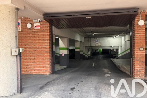 Garaż w Madrid, Hiszpania nr 185111 – zdjęcie 3
