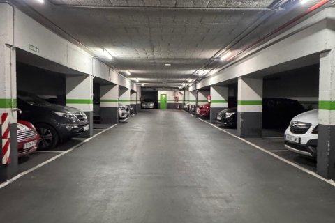 Garaż w Madrid, Hiszpania nr 185111 – zdjęcie 14